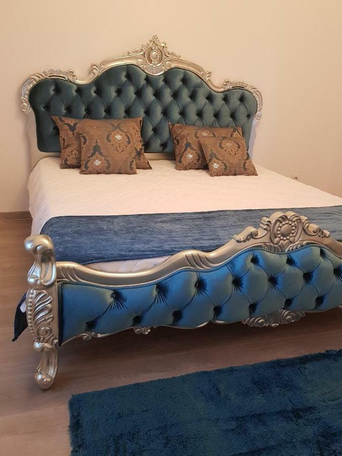 Отель Casa Piri Анина Экстерьер фото