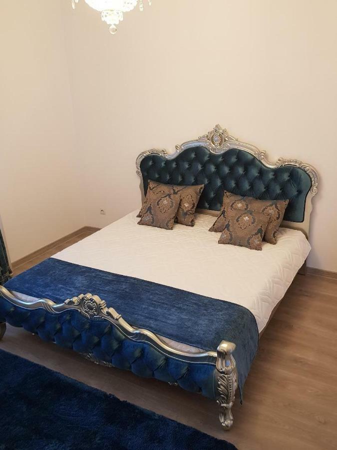 Отель Casa Piri Анина Экстерьер фото